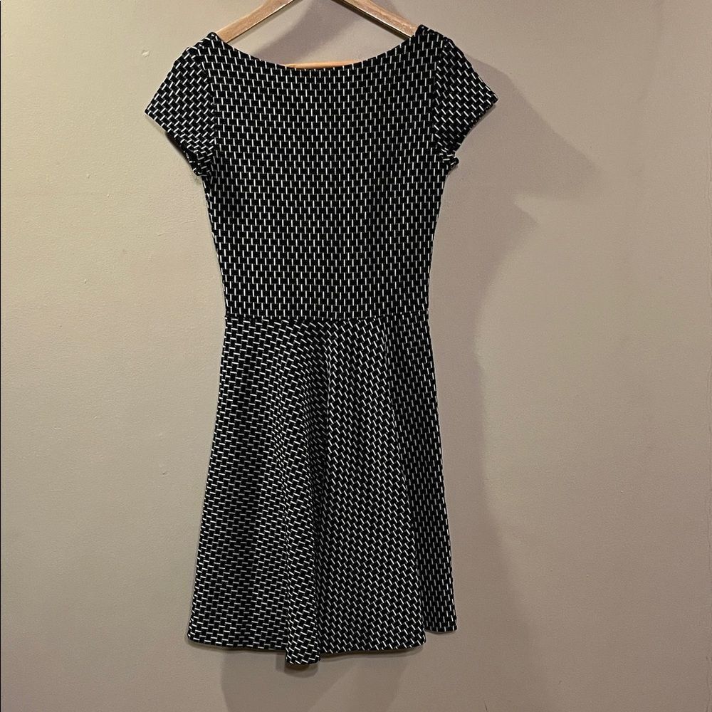 Leota Black and White Geometric Mini Dress